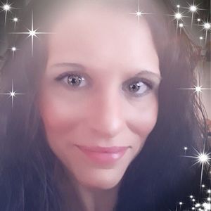 Meet your Posher, Felicia